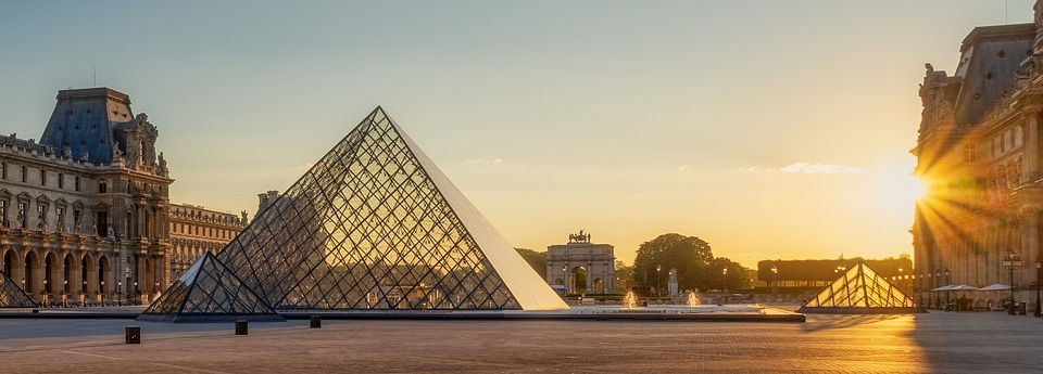 PARIGI con VERSAILLES e LOUVRE
